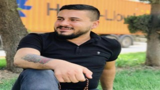 İşçi servisinin çarptığı motosiklet aracın altında kaldı: 1 ölü
