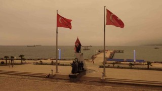 İskenderunda toz bulutu etkili oluyor