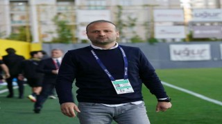 İstanbulspor, Osman Zeki Korkmaz ile 3 yıllık yeni sözleşme imzaladı