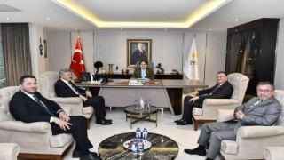 İYİ Parti Genel Başkanı Akşener, Lütfü Savaşı kabul etti