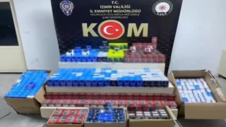 İzmirde bin adet gümrük kaçağı cep telefonu ele geçirildi