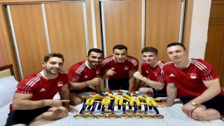 İzmirli milli cimnastikçiler, madalyalara ambargo koydu