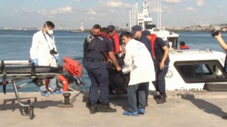 Kadıköyde denize düştü, cansız bedeni kıyıya çıkarıldı