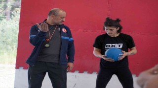Kadın Boks Milli Takımı, Akdeniz Oyunlarına hazırlanıyor