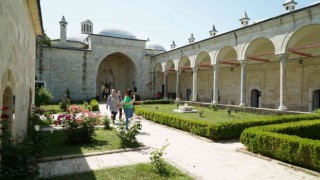 Kağıthaneliler Edirnenin tarihi yerlerini gezdi
