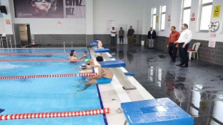 Karaköprüde yarı olimpik yüzme havuzuna ücretsiz davet