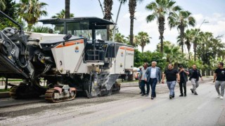 Karalar: Bozuk yol kalmayacak