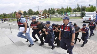 Karamanda bağ evlerinden hırsızlık şüphelileri tutuklandı