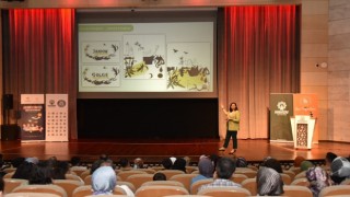 Karatayda “Okuyarak Büyüyen Çocuklar” konferansı