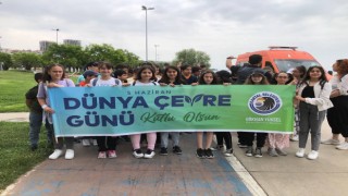 Kartalda Çevre Günü dolayısıyla sahil ve deniz temizliği yapıldı