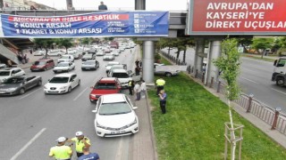 Kayseride 9 araç birbirine girdi: 1 yaralı