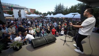 Kazım Koyuncu Yenimahallede Çiçek Festivalinde anıldı