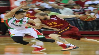 Kenan Sipahi, Pınar Karşıyakada