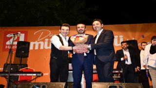 Kestelde müzik coşkusu sokaklara taştı