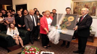 Kılıçdaroğluna kirpi oklu tablo
