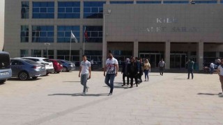 Kiliste eşini döverek öldüren zanlı ilk kez hakim karşısına çıktı