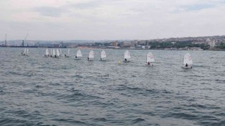 Kiraz festivalinde yelken yarışları nefes kesti