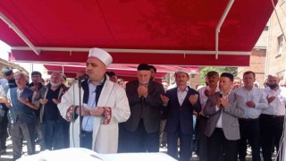 Kırsal mahallelerdeki yağmur duaları sürüyor