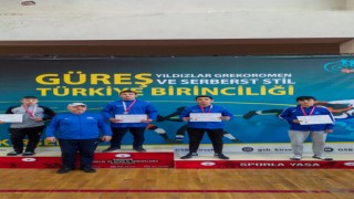 Köyceğizli güreşçi Emre Baran 52 kiloda Türkiye birincisi oldu