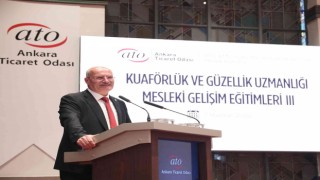 Kuaförlük ve güzellik uzmanlığı mesleki gelişim eğitimleri ATOda devam ediyor