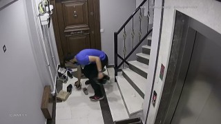 Küçükçekmecede bir hırsız ayakkabıları seçerek çaldı