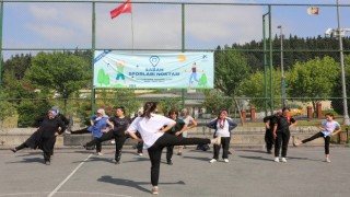 Küçükçekmeceliler, güne sabah sporuyla başlıyor