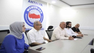 Kuran-ı Kerime tekme atma olayına karışan 3 öğrenciye örgün eğitim dışı cezası verildi