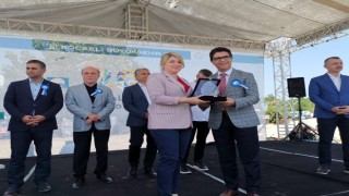 Kuşadası Belediyesi en iyi çevre eğitim etkinlikleri düzenleyen belediye seçildi
