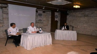 Kuşadasında, Marsa gidersek ne yiyeceğiz konuşuldu