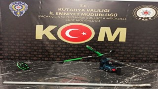 Kütahyada sit alanında izinsiz kazı yapan 3 şahıs polisten kaçamadı
