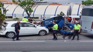 Kütahyada zincirleme trafik kazası: 3 yaralı