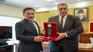 Libya Heyetinden Vali Çiçeke ziyaret