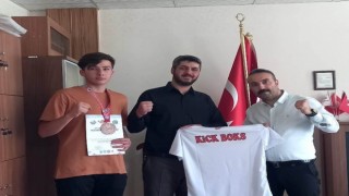 Lise öğrencilerinden boksta büyük başarı