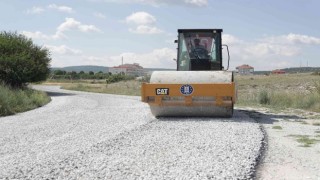 Mahallelerde sıcak asfalt çalışmaları