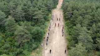 Maltepede orman yangınlarına karşı atlı polislerden denetim