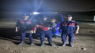 Manisada kaybolan çocuğu jandarma buldu
