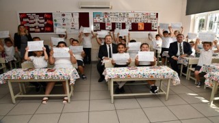 Mersinde 406 bin 912 öğrenci karne heyecanı yaşadı