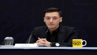 Mesut Özil: “Fenerbahçeye hizmet etmek en büyük arzumdur”