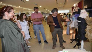 Moda tasarım programı yılsonu sergisi ziyaretçileri bekliyor