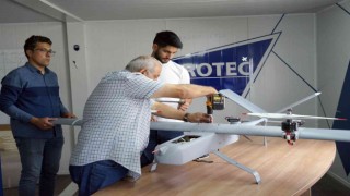 Motor ve kanatları yer değiştirebilen yeni nesil İHA yaptılar