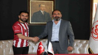 Murat Paluli resmen Sivassporda