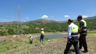 Muşta terörden temizlenen köye 29 yıl sonra enerji nakil hattı çekildi
