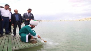 Nasrettin Hocanın köyünde göle maya çalındı