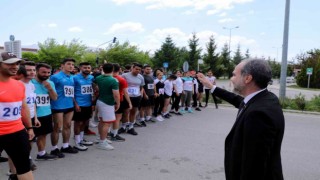 Niğde Ömer Halisdemir Üniversitesi 30. Yıl koşusu yapıldı