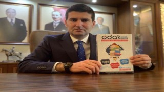 Öğrencilere karne hediyesi Ülkü Ocaklarından