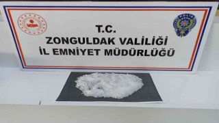 Öldürücü etkiye sahip uyuşturucuyu öğrencilere satacaktı ekipler tarafından yakalandı