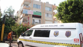 Ölüm arkadaşını ziyarete geldiği, binada yakaladı