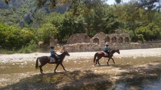 Olympos ve Adrasanda atlı birlikler göreve başladı