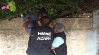 Operasyonda kapıyı açmayıp, polisi polise şikayet etmeye kalktı