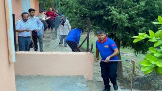 Osmaniyede eve giren yılanı itfaiye yakaladı